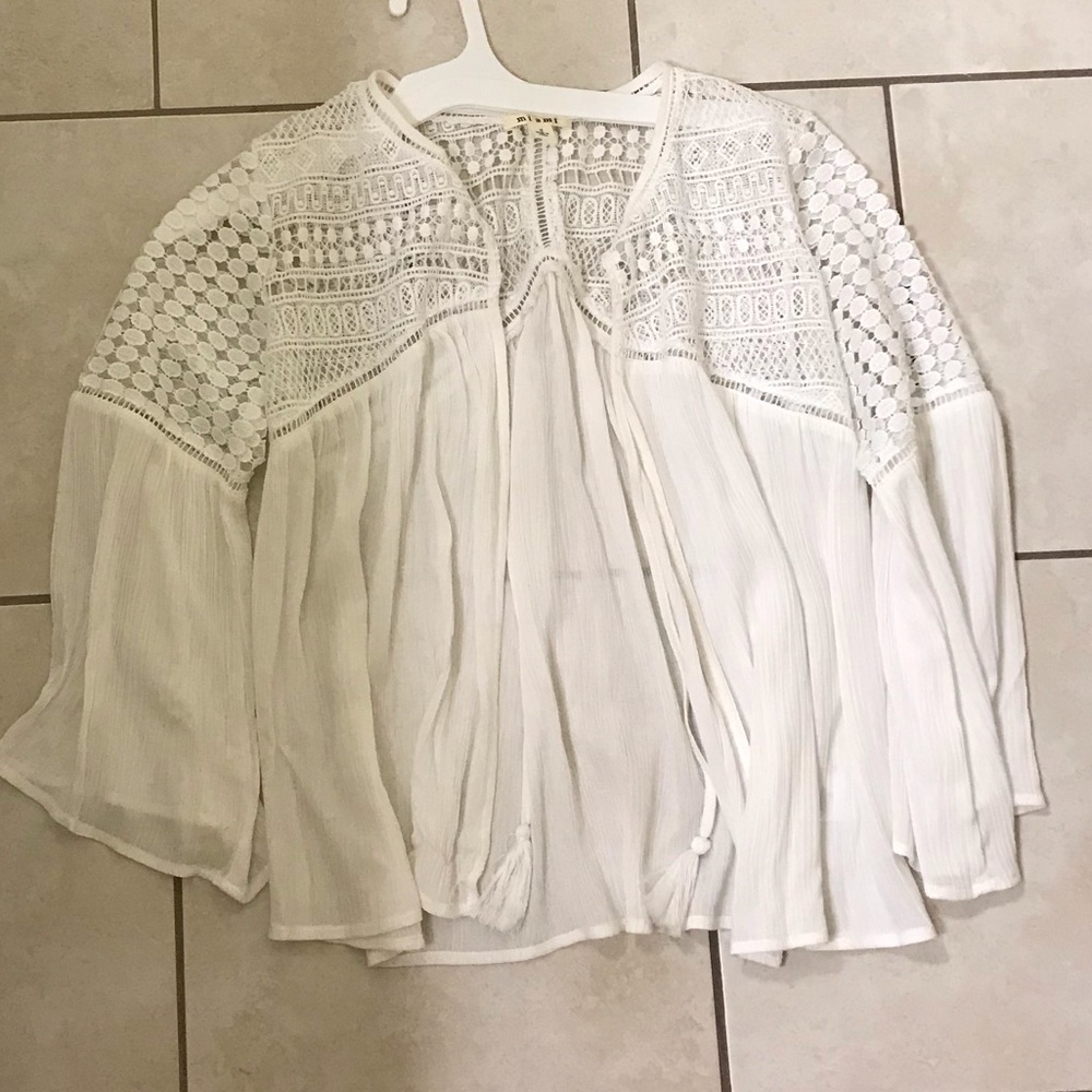white lace shawl!